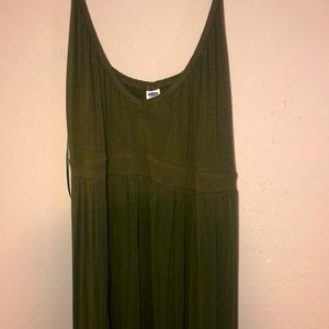 Women’s Size Large Olive Green Maxi Dress.